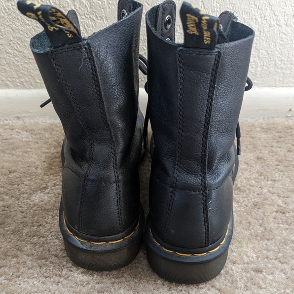 Genuine leather Dr.Martens original black boots with classic yellow stiching - Picture 3 of 6